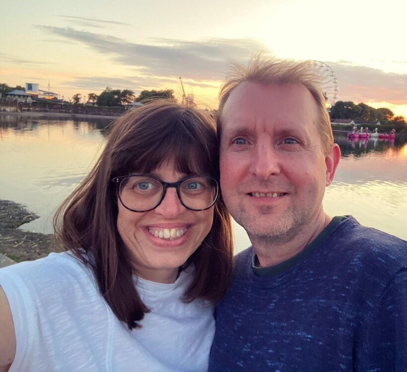 RachelwithhusbandStuart.thumb.jpg.be186126b82fa99e5bb1926157fe14ae.jpg